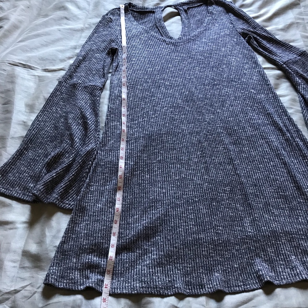 New cute knitted dress - Picture 5 of 9